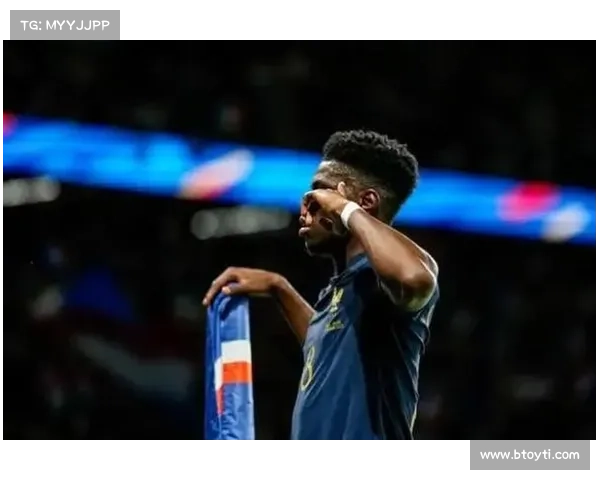 卢卡库加盟曼联的风风雨雨与荣耀时刻:从期待到告别的传奇之路 卢卡库加盟曼联的风风雨雨与荣耀时刻:从期待到告别的传奇之路