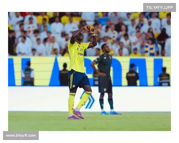 巴萨10号年薪高企表现低迷的困境分析与未来走向